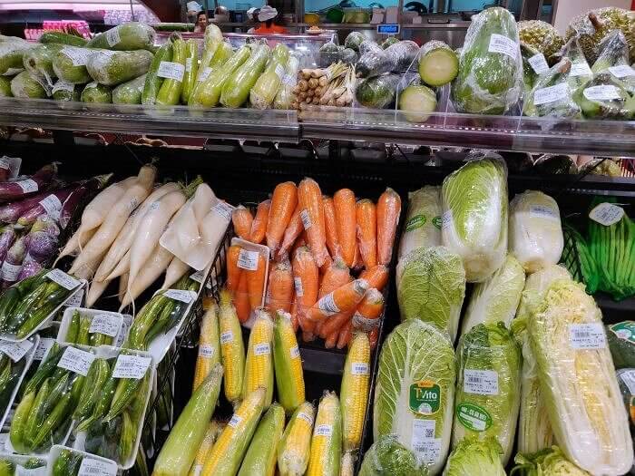 Single Serve Vegetables Deserve Their Own Solo Plastic Wrap Treatment