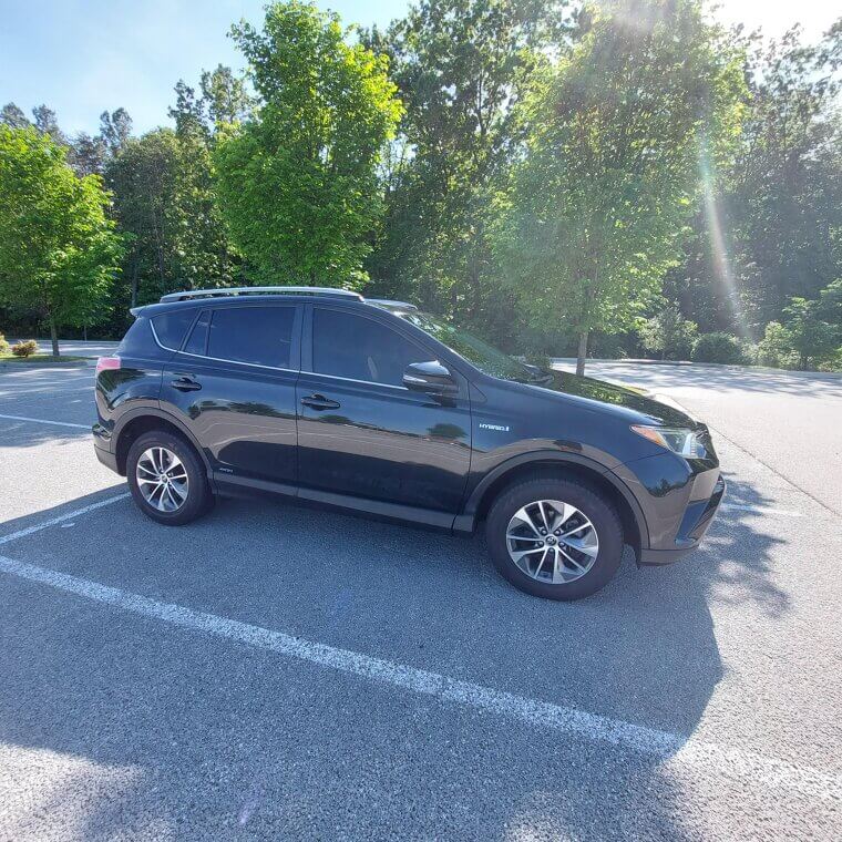 You Should Wash Your Car in Direct Sunlight