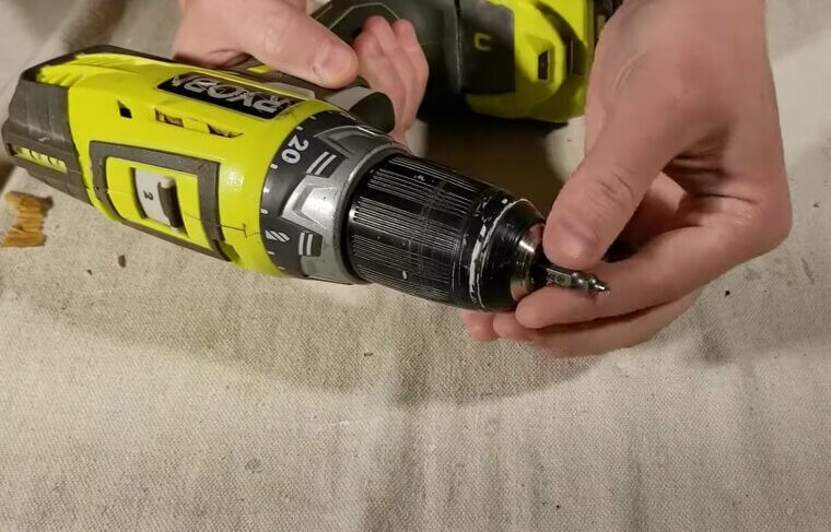 Electric Screw Extractor