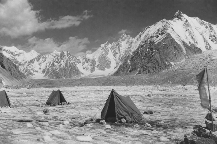 Mount Everest Base Camp Was Bare Ice