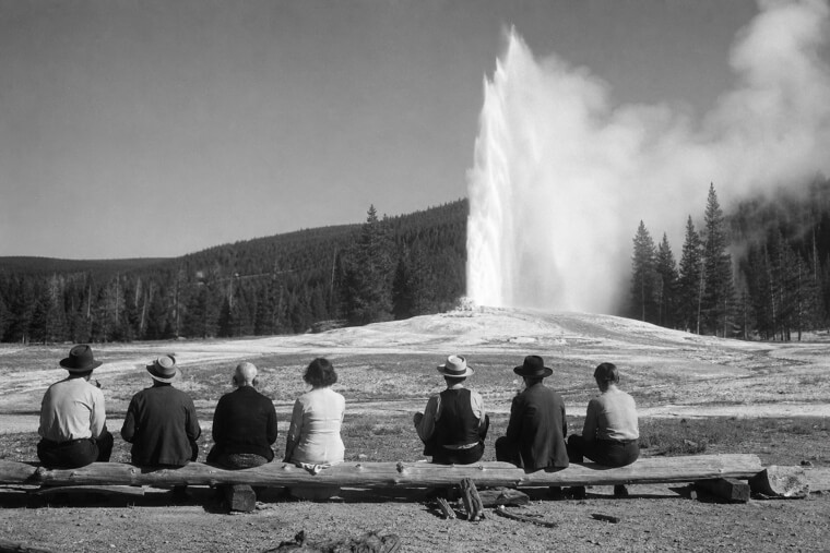 Yellowstone's Old Faithful Had Elbow Room
