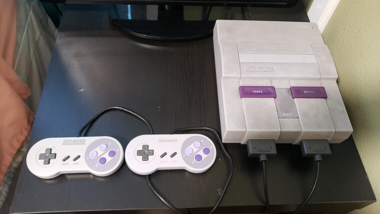 1991 - Système de divertissement Super Nintendo (SNES)