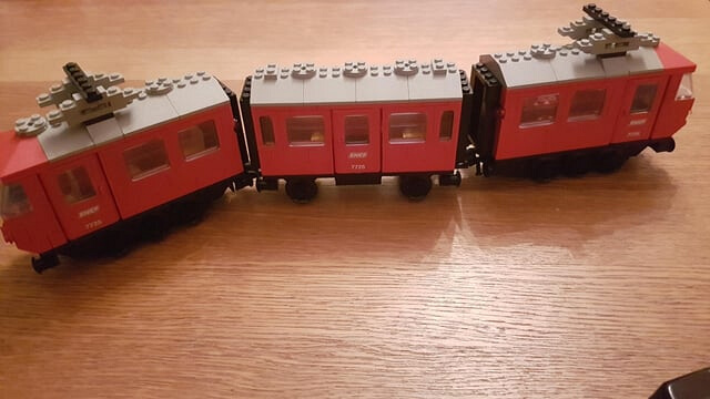 1981 - Les trains LEGO