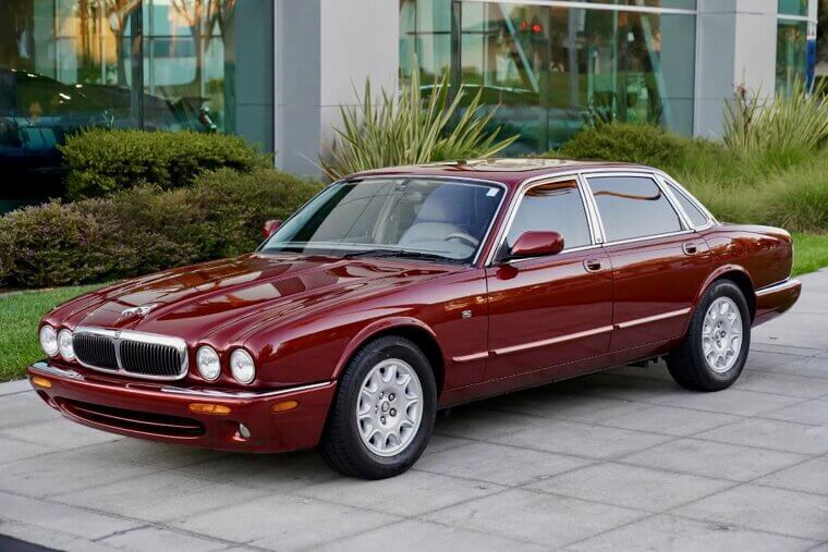 Jaguar XJ (X300, 1994-1997)