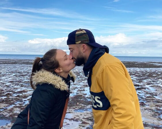 You Don't Even Want to Know How Much Bacteria Is in a Kiss