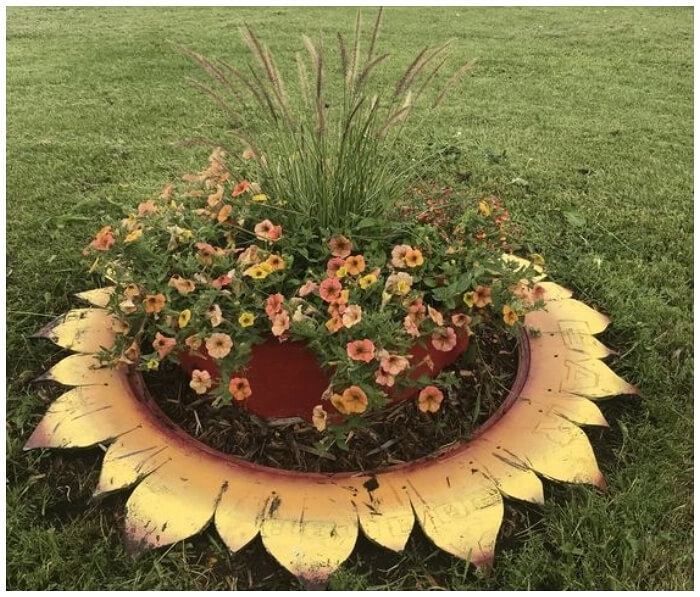 Turn An Old Tire Into A Tire Planter