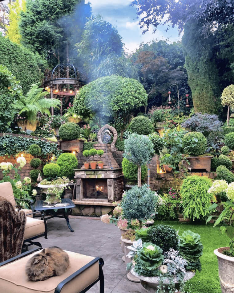 Incorporate A Theme Into Your Backyard