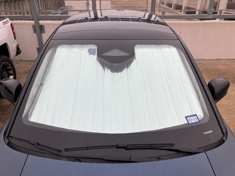 Keep Cool With Sunshades: A Summer Essential