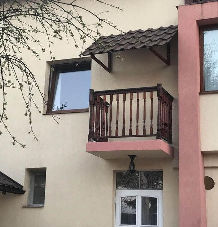 Is It a Balcony for the Birds?