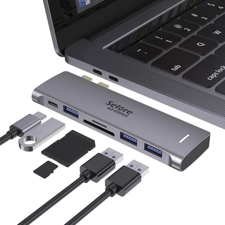 USB C Hub for MacBook - Versatile and Durable - Now 35% Off!