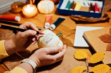 Simple and Budget-Friendly Thanksgiving DIY Decor Ideas