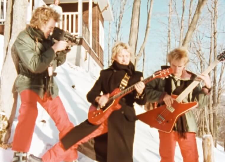 #21 - The Police - De Do Do Do, De Da Da Da