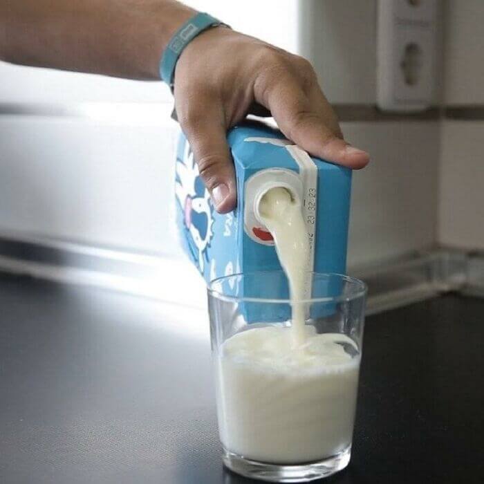 El Truco Para No Desparramar La Leche