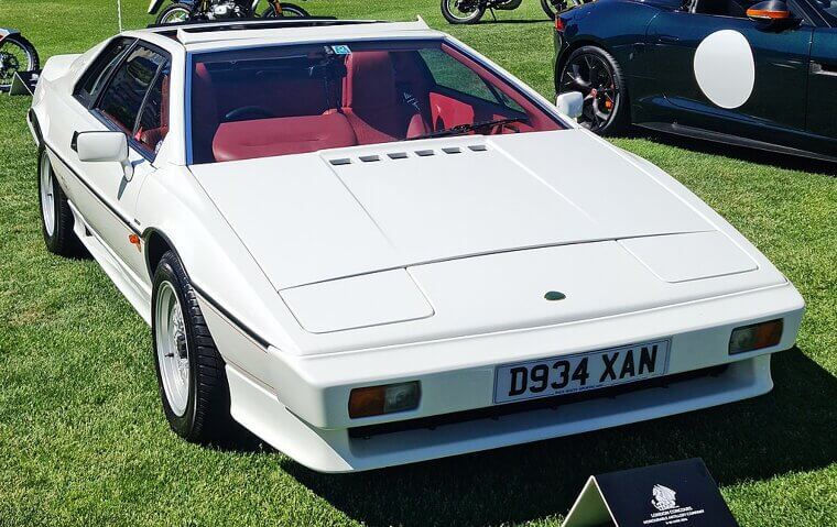 Lotus Esprit Turbo HC (1986–1987)