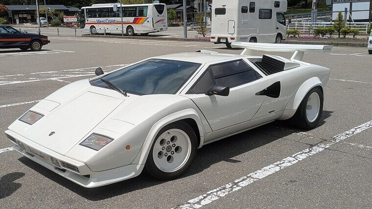 Lamborghini Countach 5000 Quattrovalvole (1985–1988)