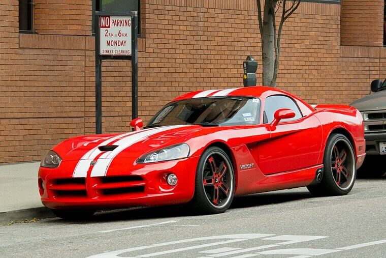 Dodge Viper SRT-10 (2003–2010)
