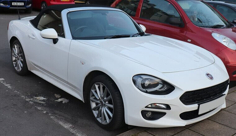 Fiat 124 Spider (Modern, 2016–2020)