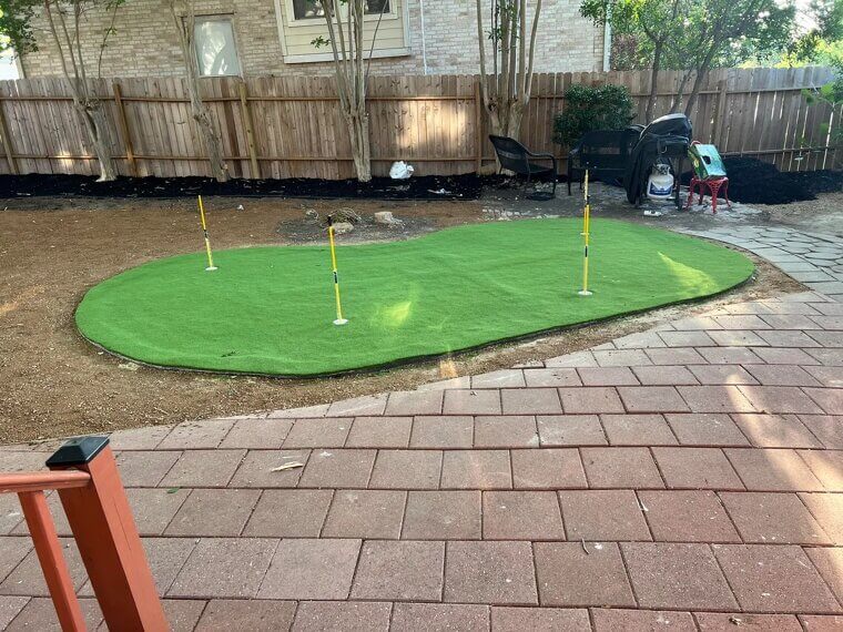 Mini Putting Green