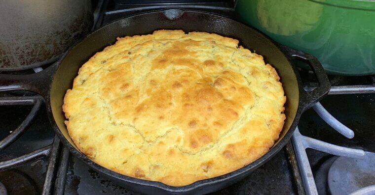 Cracklin’ Cornbread