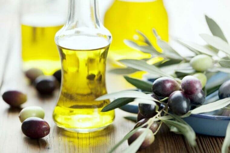 Olive Oil for Stainless Steel Shine