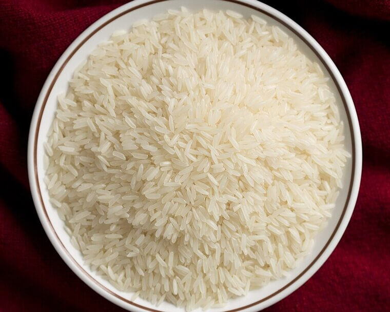 Rice for Narrow Vase Cleaning