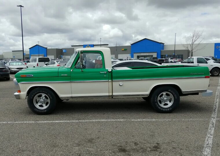 Ford F-250 Camper Special