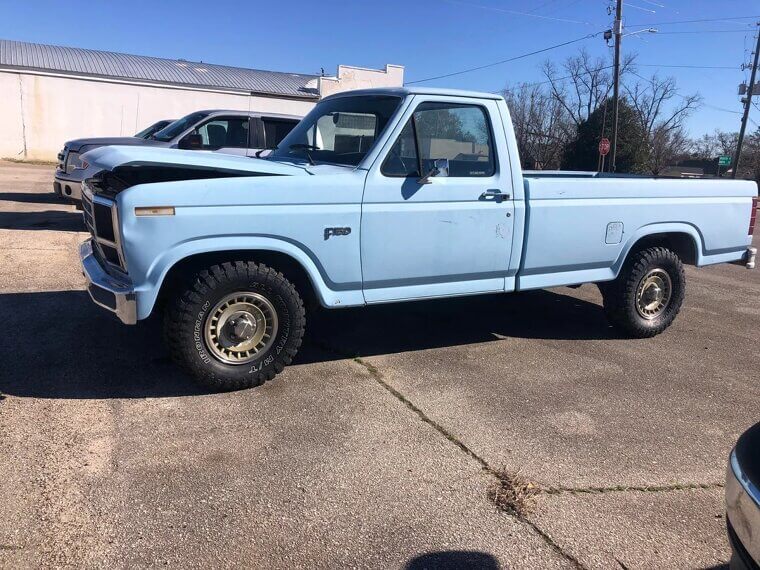 1984 Ford-150 Bullnose