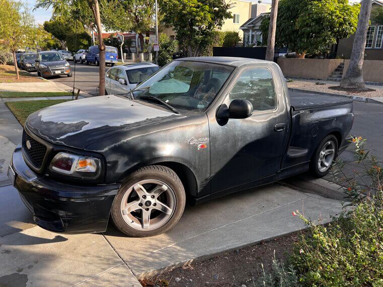 2000 Ford SVT F-150 Lightning