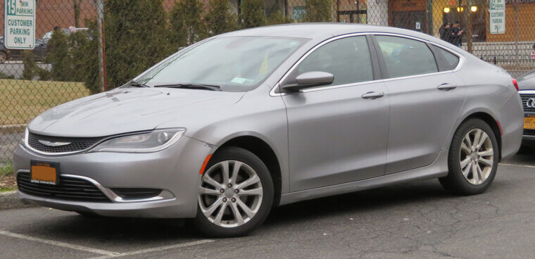 Chrysler 200 (2011–2017)