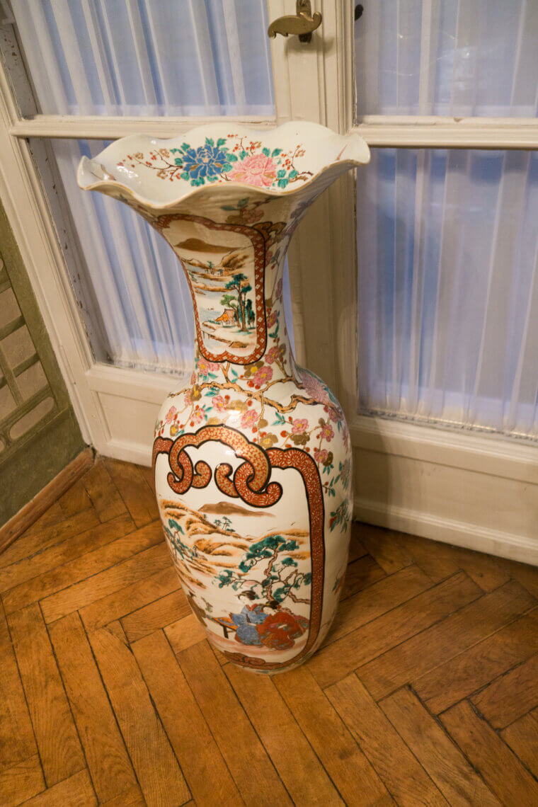 Viking Glass "Epic" Floor Vases: $800 for Mid-Century Elegance