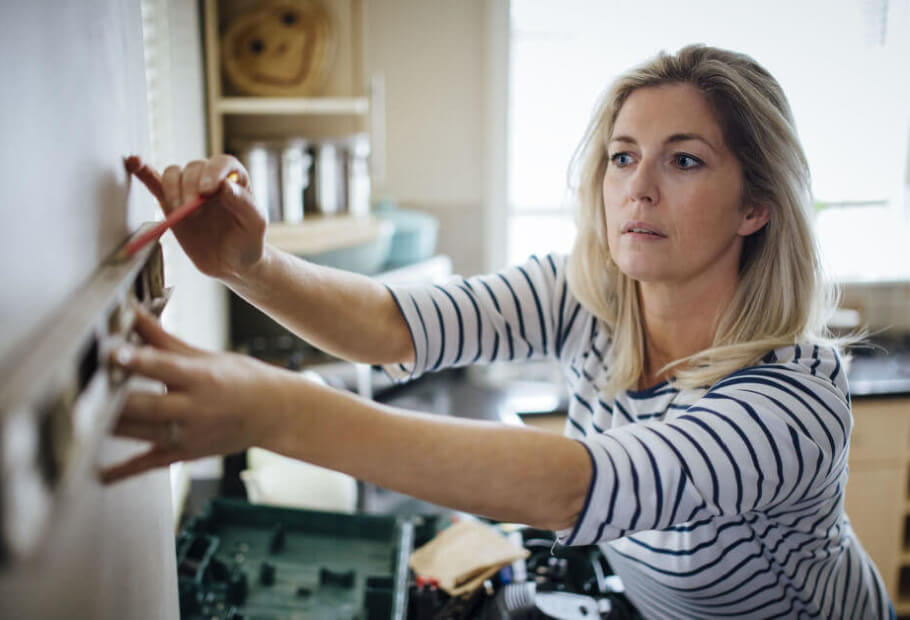 家にあるものでできる節約ハックと賢いDIY集