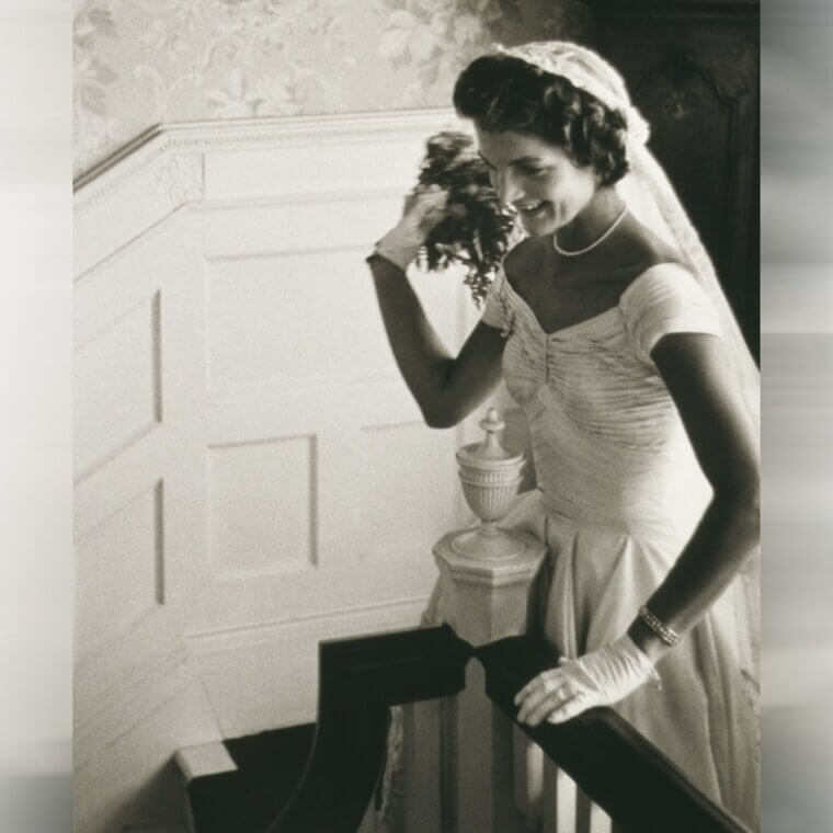 L'abito da sposa originale di Jackie Kennedy è stato rovinato