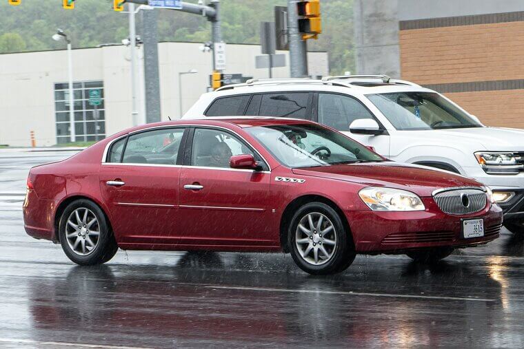 Buick Lucerne (2006–2011)