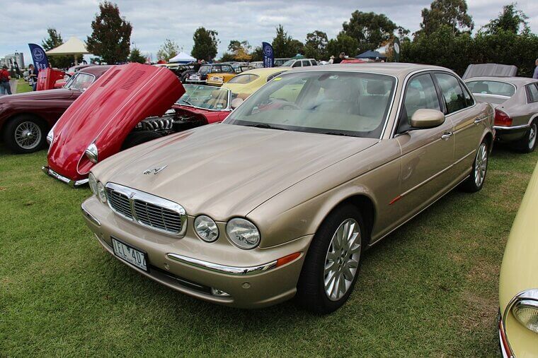 Jaguar XJ (X350, 2003–2009)
