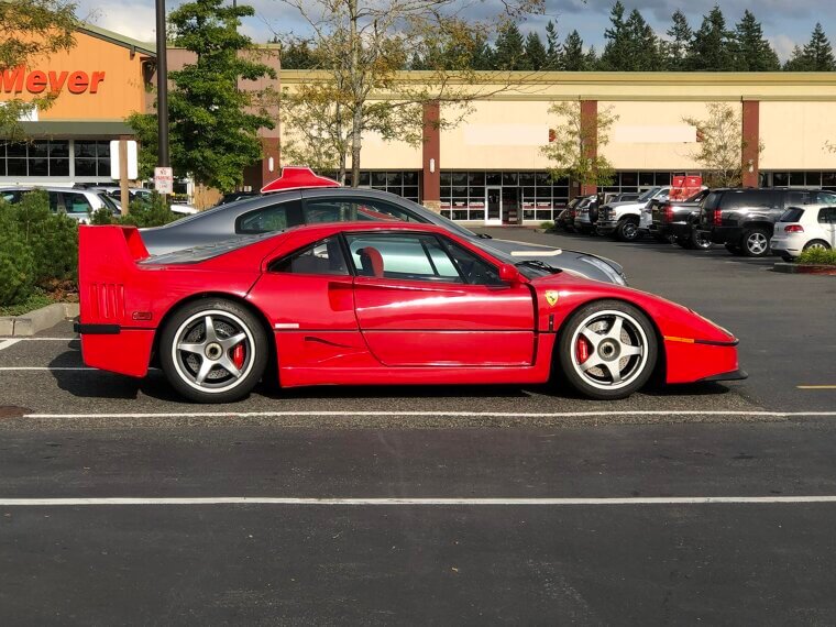 1987 Ferrari F40