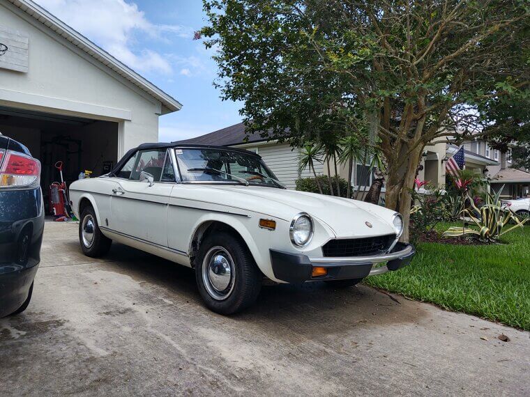 Fiat 124 Spider (1966–1985)