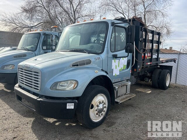 2006 Freightliner M2 - $11,000