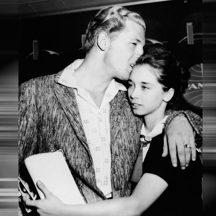 Jerry Lee Lewis (22) y Myra Gale Brown (13)