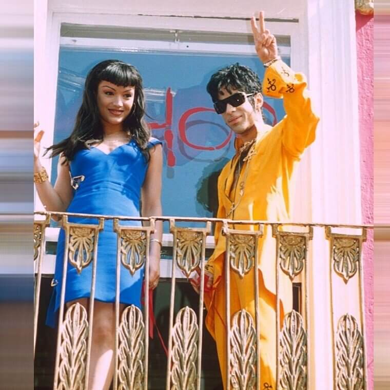 Prince (32) Y Mayte Garcia (16)