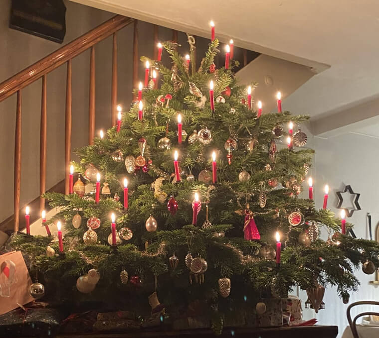 Unsafe Decorations and Open Flame Displays