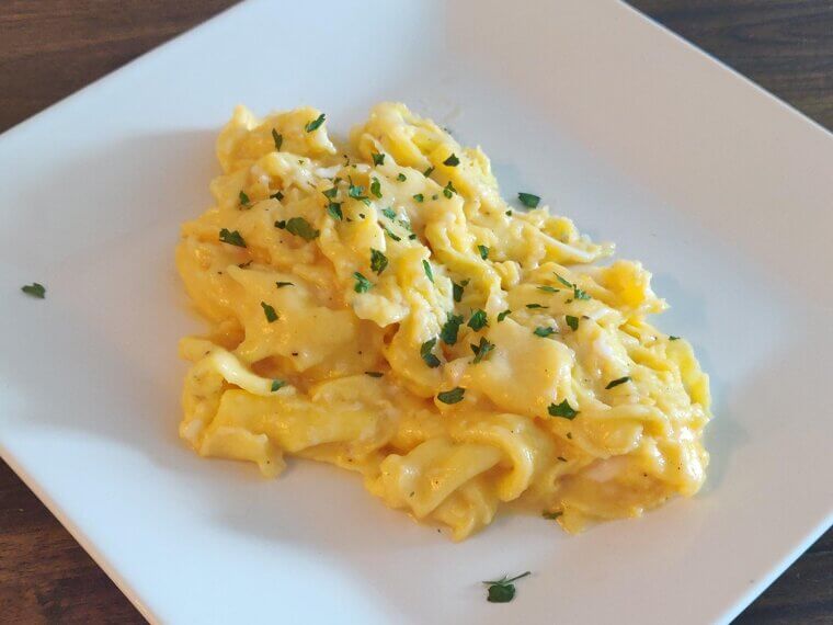 Buffet Scrambled Eggs