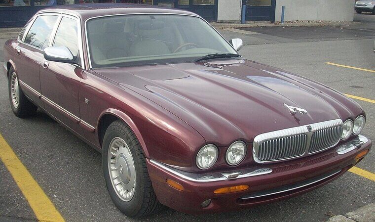 Jaguar XJ8 (X308, 1997–2003)