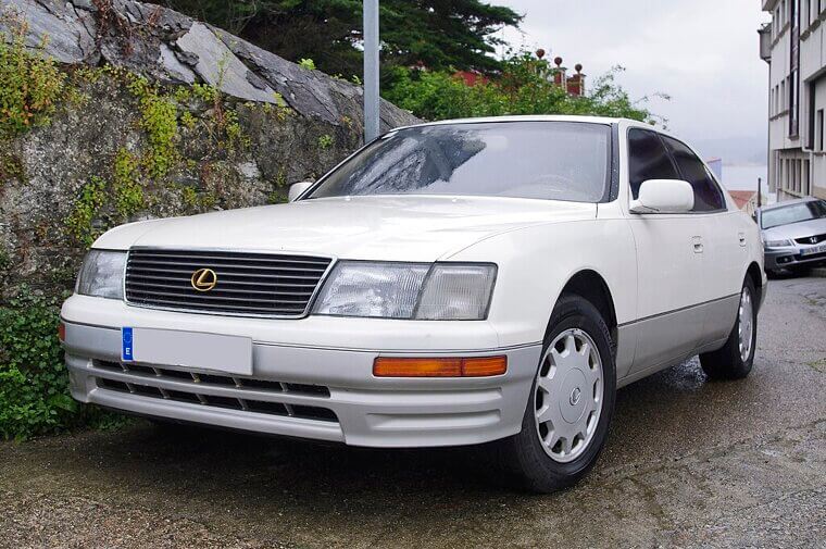 Lexus LS 400 (1990–2000, 1st and 2nd Gen)