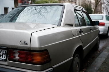 Luxury Sedans From the ’90s With Rising Demand