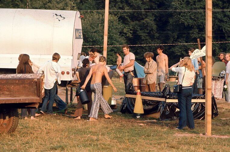 Bethel Residents Set Up Emergency "Water Stations" Using Garden Hoses and Buckets