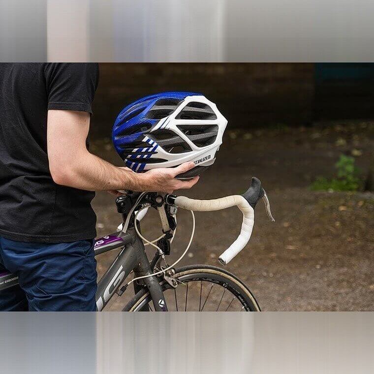 Capacete de bicicleta