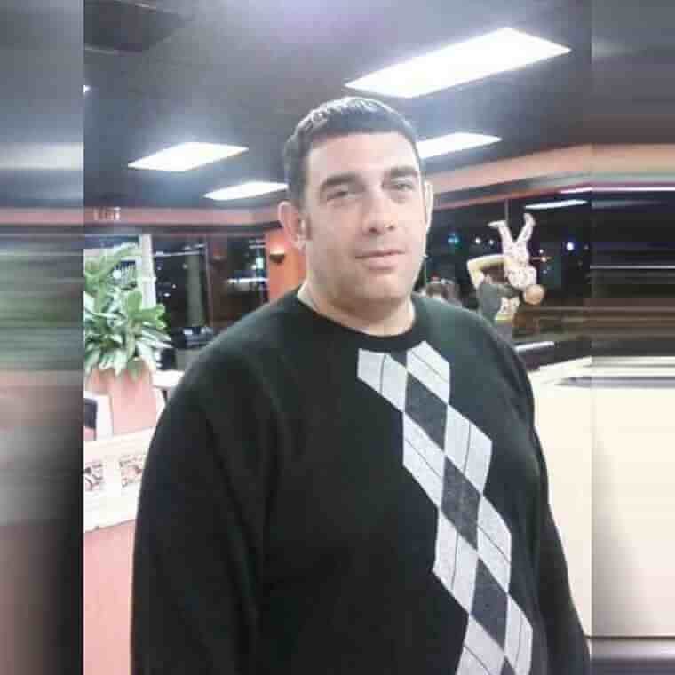 Oblivious to What's Happening Behind Him