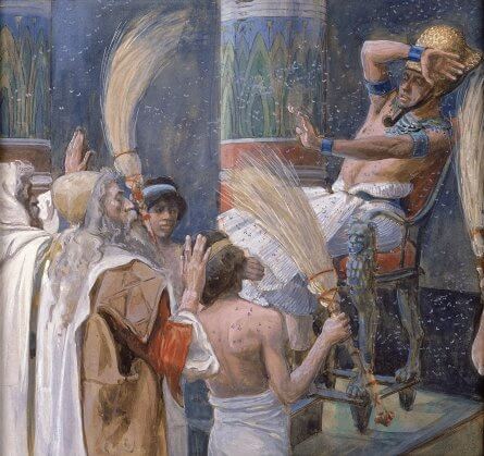 Servants Were Covered in Honey to Attract Flies