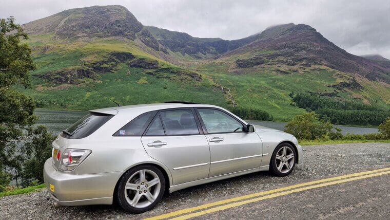 Lexus IS300 SportCross