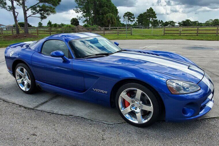 Dodge Viper SRT-10